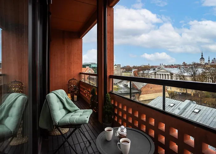 Old Town Fabulous View Apartment *